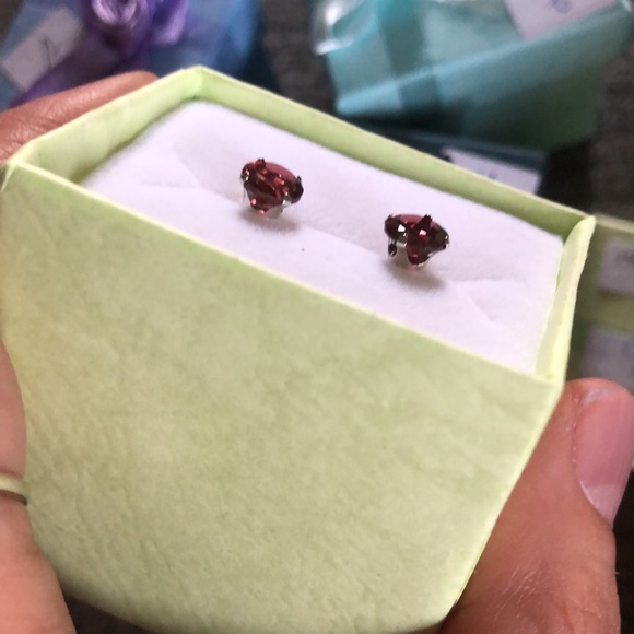 New 14K White Gold Garnet Earrings with COA - Picture 2 of 6
